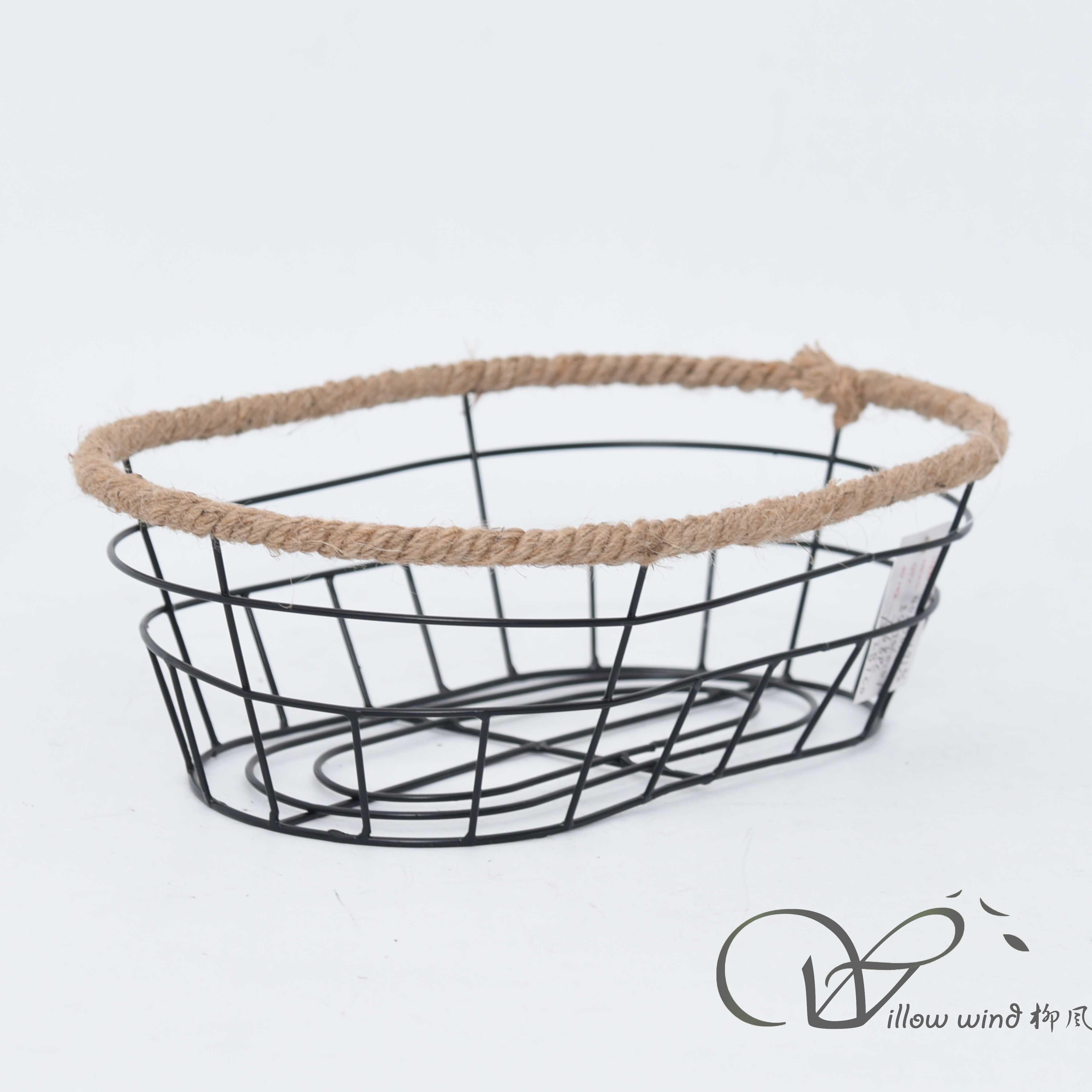 oval metal basket storage basket wire basket fruit basket table basket(复制)