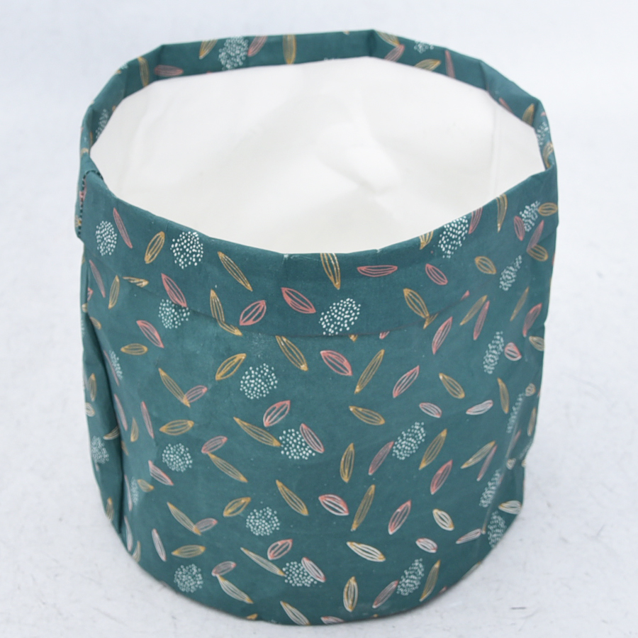 Foldable fabric storage bin