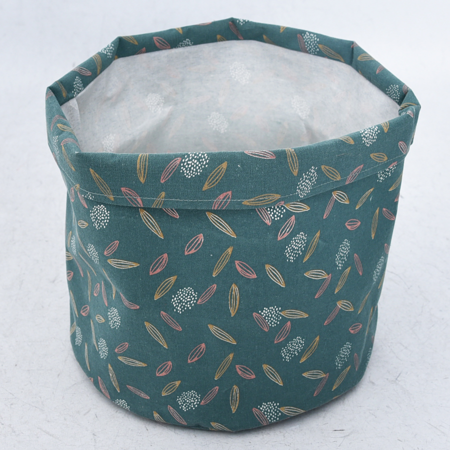 Foldable fabric storage bin